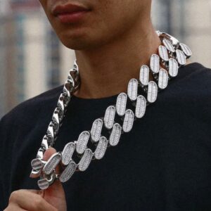 Big, Bold, Iced out hip hop style necklace with diamonds for men - Image 4